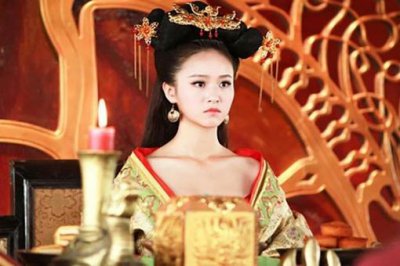 ​我国历史上最惨的皇后是谁?被6个王爷侮辱