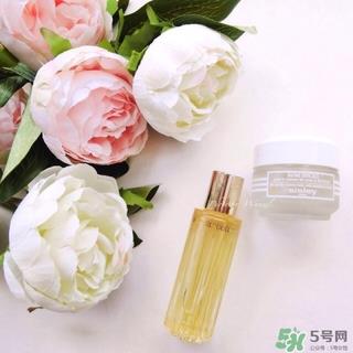 日常护肤品需要什么 基本护肤品都需要什么