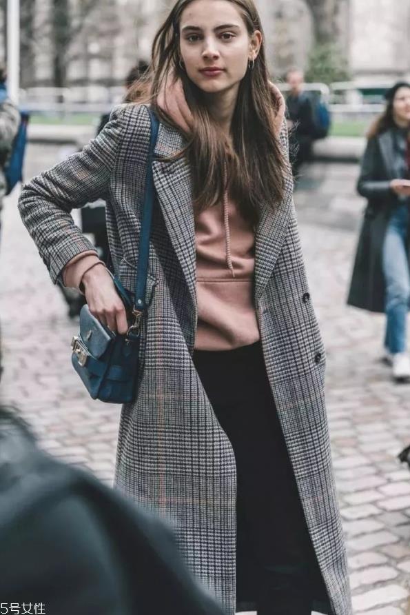 秋冬外套里面穿什么衣服好看 好内搭助你时髦整个秋冬