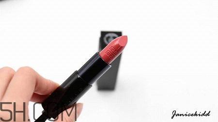 纪梵希新版禁忌之吻色号试色 纪梵希禁忌之吻16号好用吗