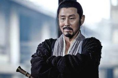 ​在古代很多功臣会死在皇帝手里 皇帝会在什么情况下杀功臣