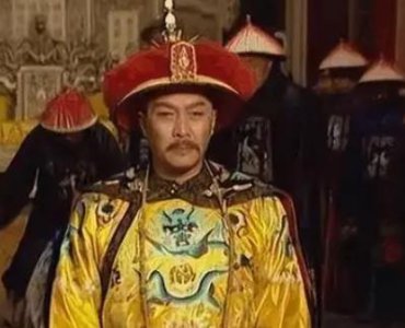 ​在古代先皇死后，新皇是如何继位的？有哪些流程？