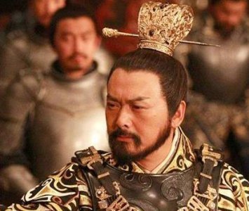 ​刘备前期混的那么惨 孙策和曹操两人为何还认为刘备是英雄