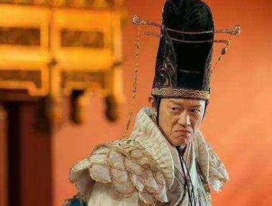 ​魏忠贤当初势力那么大 崇祯刚上位又是怎么解决他的