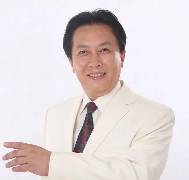 娱乐唐国强（中国内地男演员、国家一级演员、书法家、导演）  1