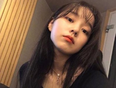​女生知道我喜欢她后就忽冷忽热，该怎么办？
