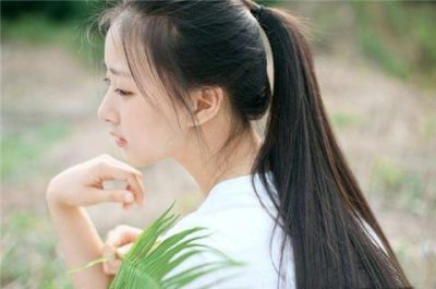 ​男生发什么朋友圈会吸引异性？