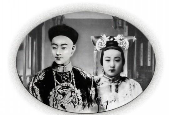 《甄嬛传》中各个妃子貌美如花，但是古代妃子真实照片却能亮瞎眼