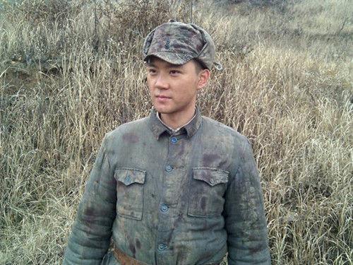 1950年，此匪钻进贺兰山成立“黑虎军”，声称三年内夺回西北五省