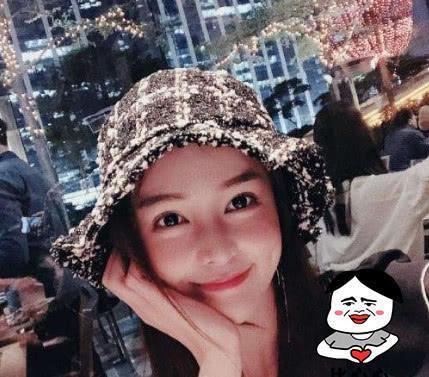 女主播被土豪月赏500万，成功上任“虎牙一姐”，却让人眼红？