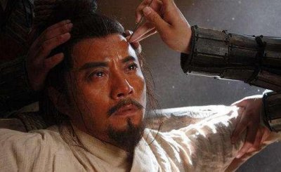 ​古代一种对女性羞辱极大的刑罚，现在却成了时尚潮流，真让人感叹