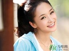 脖子上长小肉疙瘩是怎么回事?脖子上长小肉疙瘩怎么办?