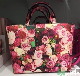 mk和coach哪个好？mk和coach包包是一个档次吗？