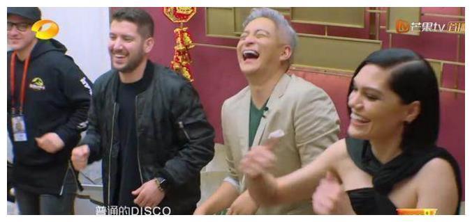 汪峰靠《歌手》打了一场翻身仗！放飞自我变萌叔，网友集体表白！