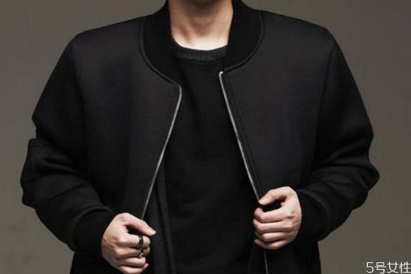 卫衣容易粘毛应该怎么办呢 预防粘毛的方法有什么呢
