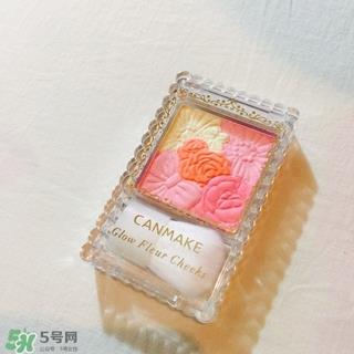 canmake花瓣腮红怎么用?canmake花瓣腮红使用方法