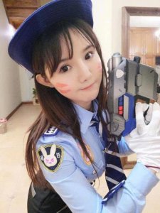 ​斗鱼人气女主播小九九九九在线教学挖宝藏，下一秒宝藏却飞了？