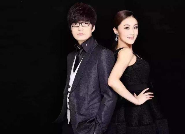 玖月奇迹：组合二人从兄妹变成夫妻，二婚王小玮幸福得让人羡慕