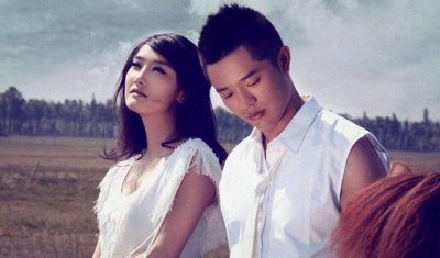 ​玖月奇迹：组合二人从兄妹变成夫妻，二婚王小玮幸福得让人羡慕