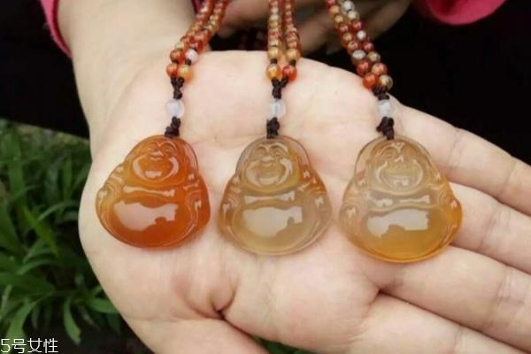 玛瑙可以戴脚上吗 没什么禁忌