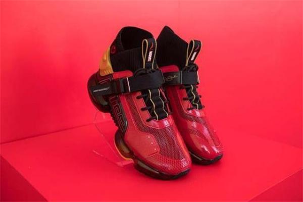 安踏钢铁侠联名什么时候发售 安踏绝境和逆袭发售日期