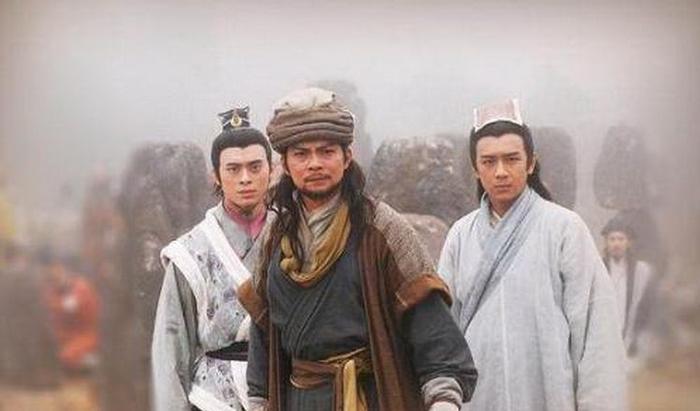 97版《天龙八部》再聚首：金庸已古昔人已逝，翻拍请敬重经典