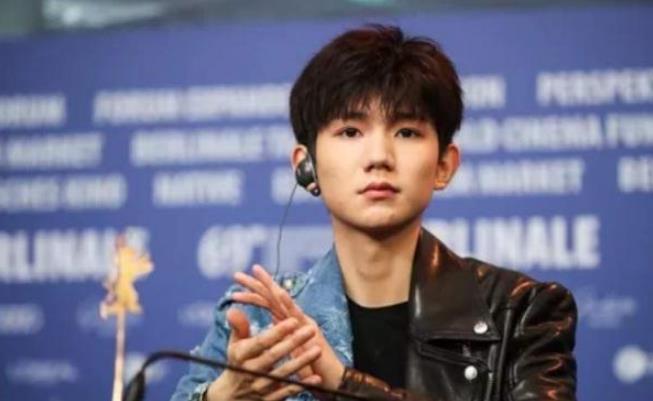 王源为什么会抽烟，让很多人不理解，看完你或许就明白了
