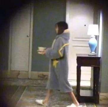 张丹峰毕滢事件再次实锤，被拍两人再度同房七小时