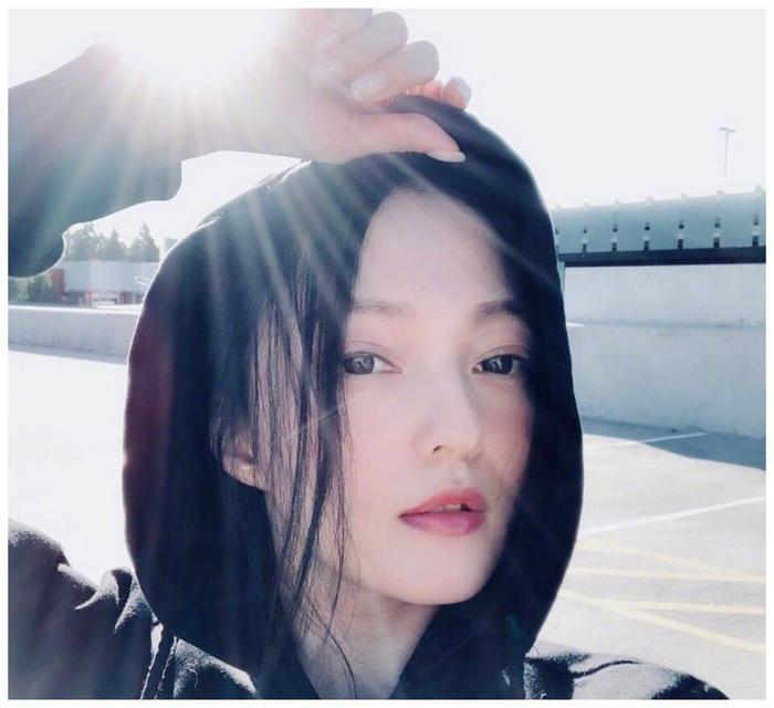 张韶涵晒弟弟妹妹合影告白，姐弟三人全部高颜值
