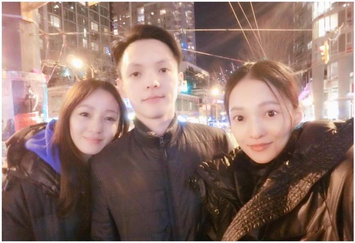 张韶涵晒弟弟妹妹合影告白，姐弟三人全部高颜值