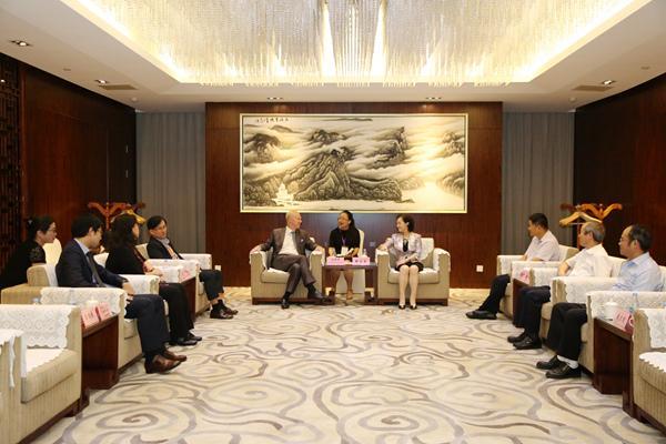 韩永生会见出席2019世界制造业大会知识产权运营与保护论坛外国嘉宾