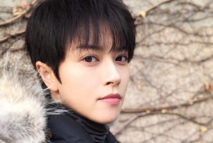 她是女演员却比鹿晗还帅气，出道2年没人熟知，今搭档林依晨红了