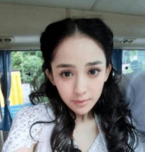 ​娜扎陪 睡内幕暴光  美空出身原来是真