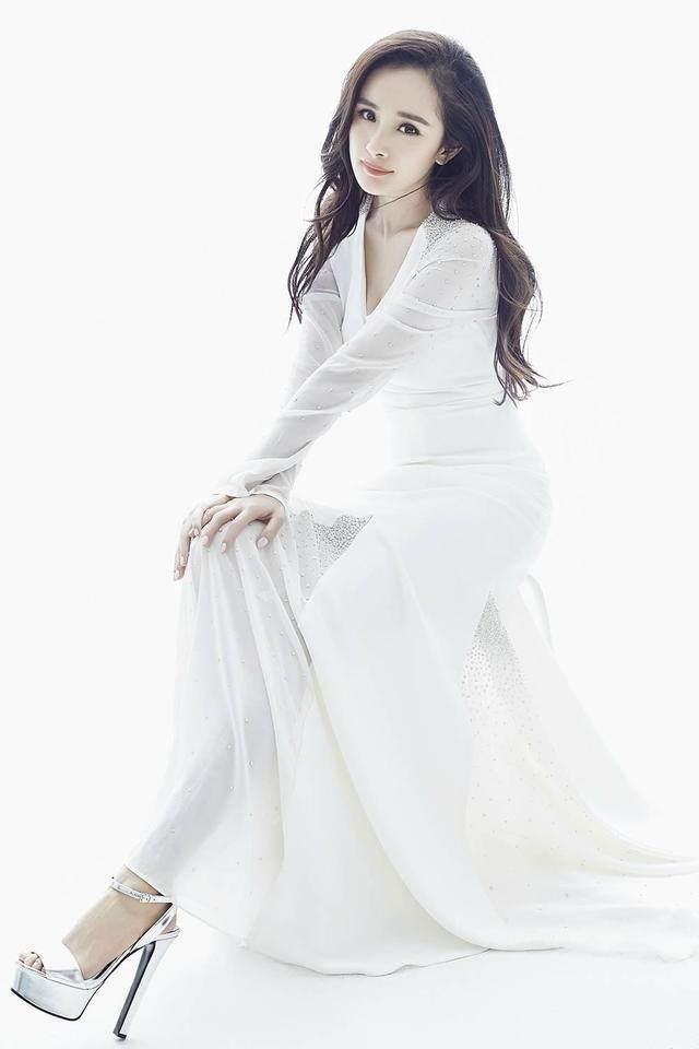 冯绍峰老婆，罗晋老婆，黄晓明老婆，不及他老婆漂亮