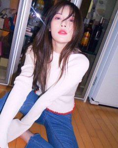 ​金泫雅，92年，身高164cm，体重39kg，毕业院校