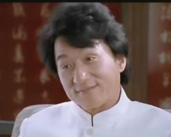 成龙代言网络游戏，仅两句话价值千万，网友：这游戏凉透了