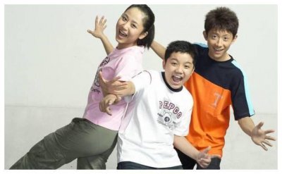 ​杨紫“宣布喜讯”？时隔15年，两人还是在一起了，甜翻众人