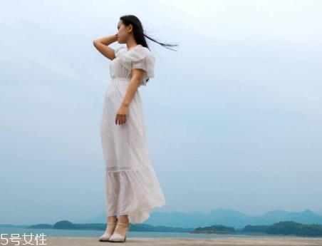 女生怎么穿搭更有气场？女生气场型穿搭推荐