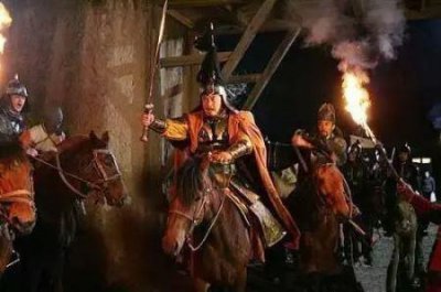 ​清朝当初打下天下是靠八旗旗兵旗主和皇帝的谁的权力更大