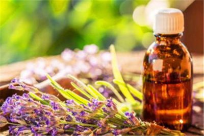 ​薰衣草精油要避光吗 薰衣草精油去疤痕真的有效果吗