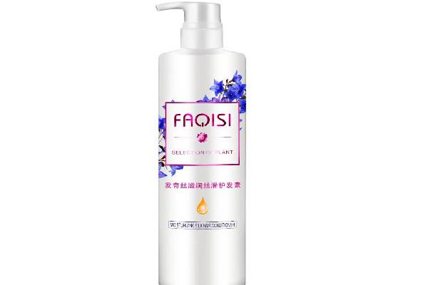 护发素多久洗掉 护发素怎么样才算冲干净了