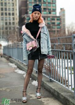 prada ribbon正品多少钱？普拉达舌头包专柜价格