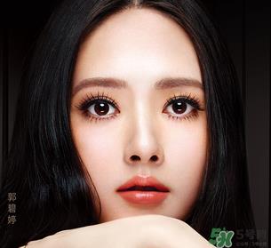美宝莲和卡姿兰哪个好？卡姿兰和美宝莲彩妆哪个好？