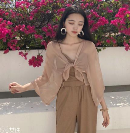 如何搭配衣服显瘦 视觉上瘦一圈