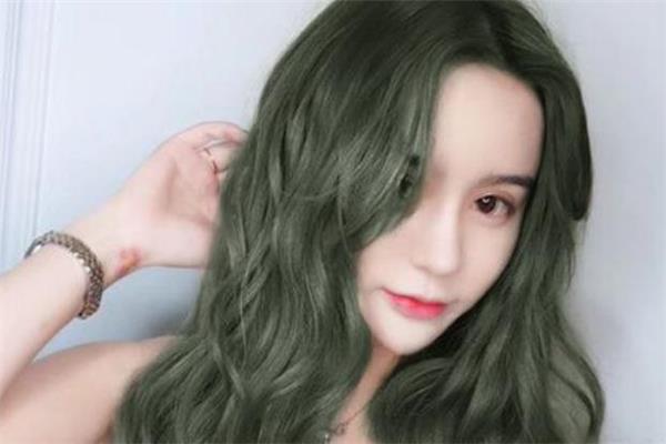 闷青色掉色后是什么颜色 闷青色会退成什么颜色