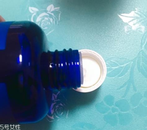 o家和f家纯露哪个好？o家和f家纯露对比