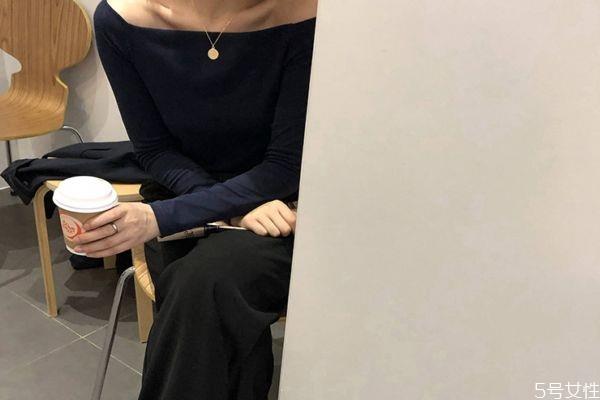 打底衫c类可以直接接触皮肤吗 打底衫什么面料最好