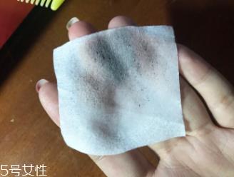 KATE睫毛打底膏怎么卸？化妆水湿敷2分钟