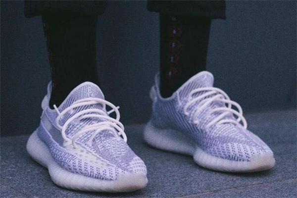 yeezy抽中要本人去拿吗 抽中yeezy必须本人去吗
