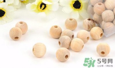 ​樟脑丸的味道怎么去除?樟脑丸的味道有毒吗?